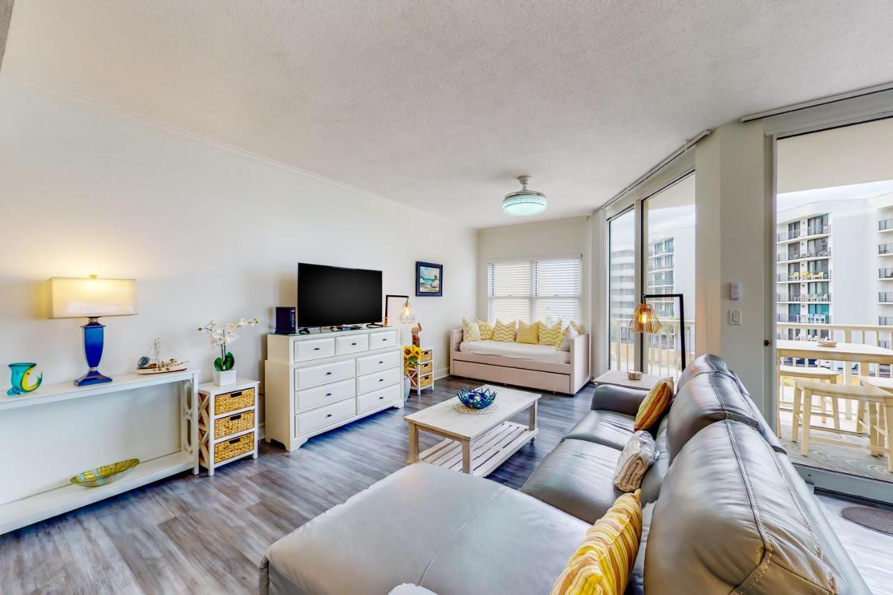 Water's Edge 301 Apartment